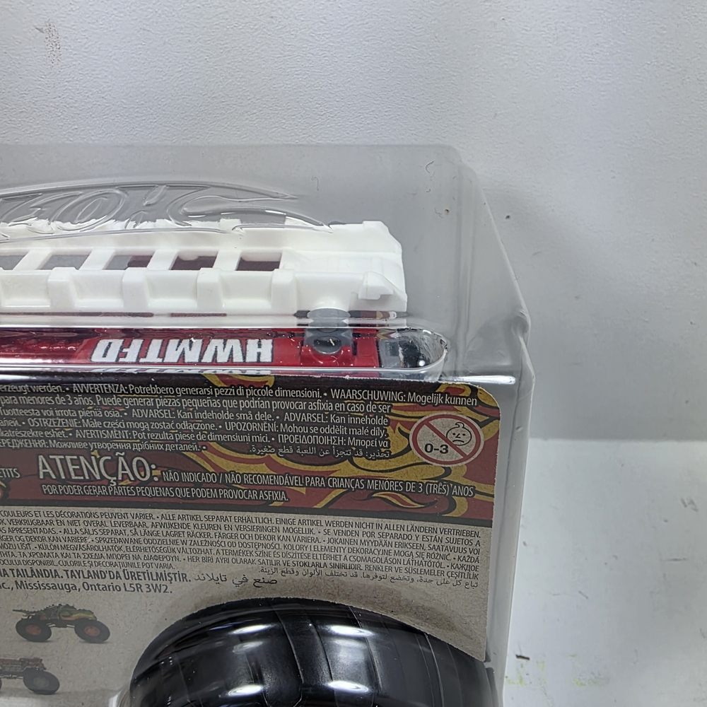 Hot Wheels Oversized Monster Truck 5 Alarm - Red and Black - Picture 7 of 10